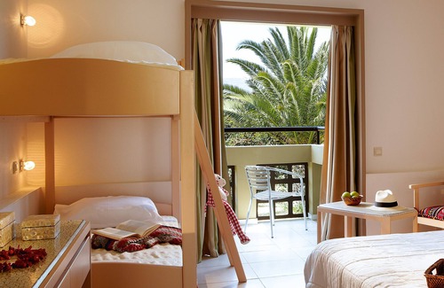 Sissi Resort | Grecotel Meli Palace