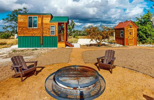 Harper Hotel | Green Cabin on the Ranch