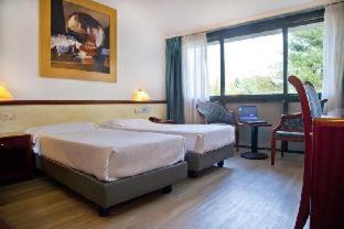Corgeno Hotel | Green Hotel Motel
