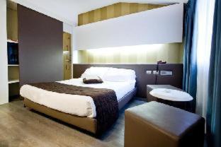 Corgeno Hotel | Green Hotel Motel