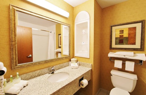 Pinetop Hotel | GreenTree Inn & Suites in Pinetop