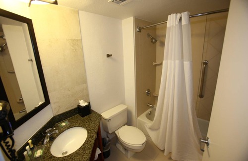 South Mountain Hotel | GreenTree Inn & Suites Phoenix Sky Harbor