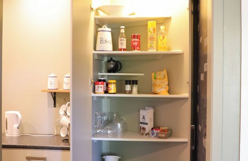 Claudelands Apartment | Ground floor Apartment minutes from CBD and Claudelands Arena