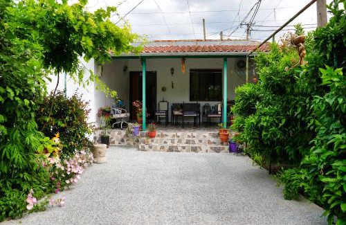 Gjirokaster House | Guest House Luna