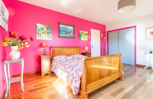 Plogoff Bed & Breakfast | Guest Rooms "Océane et Framboise" Sea View - Océane Room