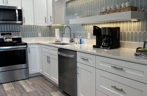 Crystal Beach Condo | Gulf Front, Right on the Beach! Complimentary Beach Service! Newly Remodeled!