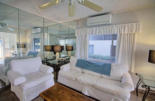 St. Pete Beach Apartment | Gulfside Resort Unit 4