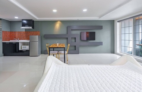 Gyeongju House | Gyeongju The Stay Spa Pension