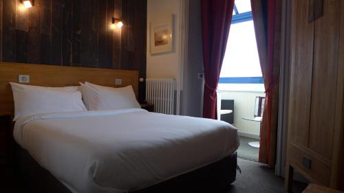 Ile-de-Brehat Hotel | Hôtel BelleVue