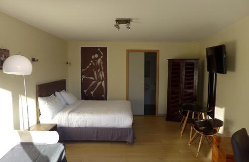 Ile-de-Brehat Hotel | Hôtel BelleVue