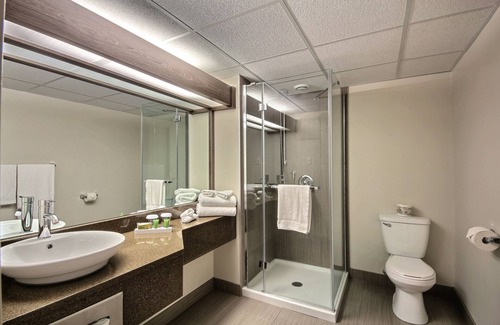 Roberval Hotel | Hôtel Château Roberval