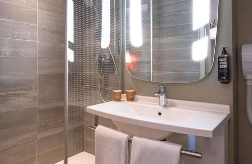 Montauban Hotel | Hôtel ibis Montauban