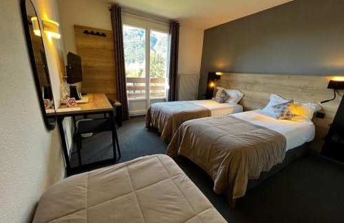 Eygliers Hotel | Hôtel Lacour
