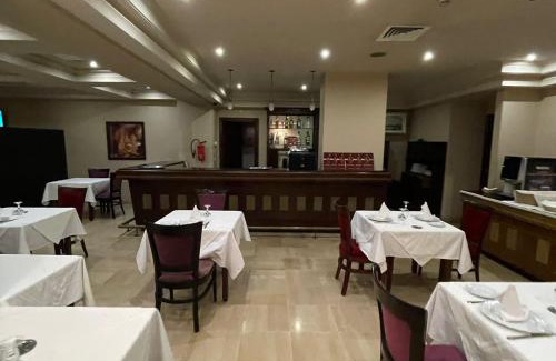 Jeanne d'Arc Hotel | Hôtel LE CONSUL