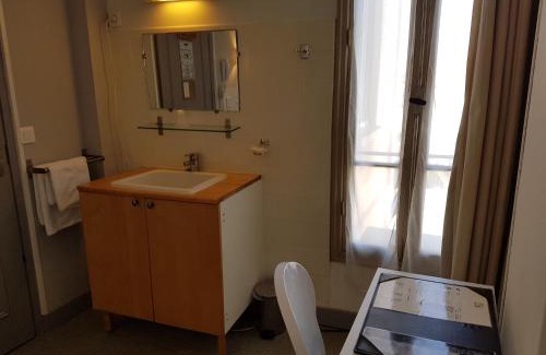 Cannes City Centre Hotel | Hôtel P.L.M.