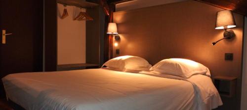 Montreuil Hotel | HÔTEL ROYAL MONTREUIL