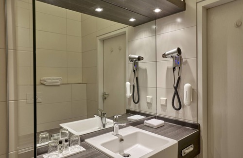 Rhein-Erft-Kreis District Hotel | H+ Hotel Köln Hürth