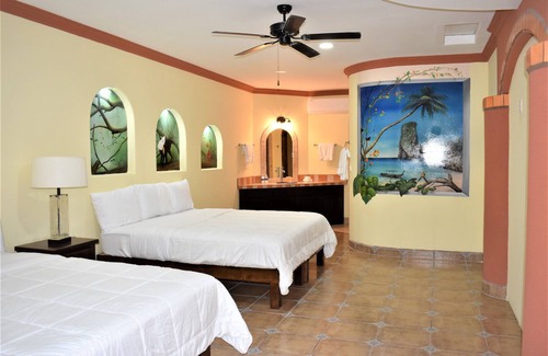 Centro Hotel | HACIENDA MONARCAS RESORT