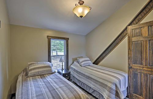 Tully House | half Mi to Song Mountain Resort Family Ski Getaway