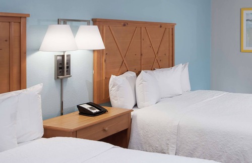 Waters Park Hotel | Hampton Inn Austin NW near The Domain