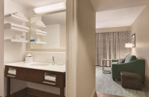 Ashland Hotel | Hampton Inn by Hilton Richmond-North/Ashland