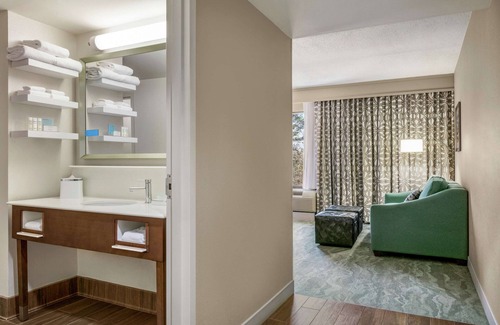 Ashland Hotel | Hampton Inn by Hilton Richmond-North/Ashland