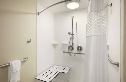 York Hotel | Hampton Inn by Hilton York