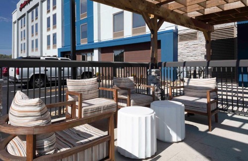 Conyers Hotel | Hampton Inn Conyers