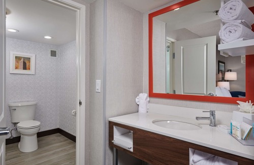 Fairfax Hotel | Hampton Inn Fairfax City