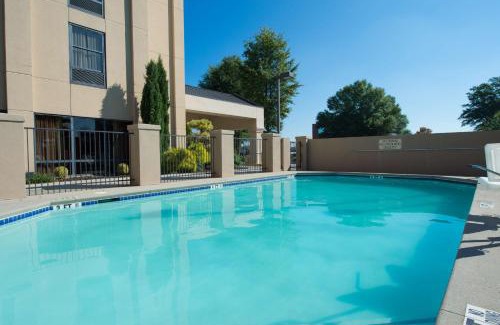 Gainesville Hotel | Hampton Inn Gainesville