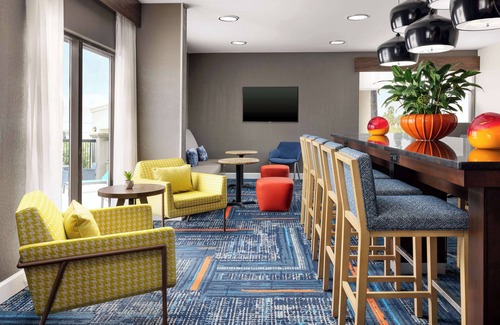 Bonanza Hotel | Hampton Inn Laredo