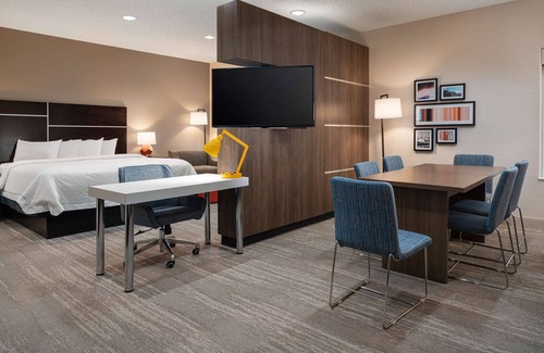 Centerra Hotel | Hampton Inn Loveland