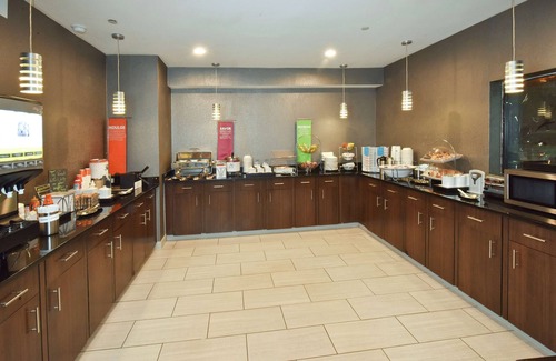 Madison Hotel | Hampton Inn Madison