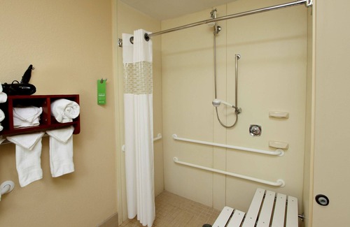 Madison Hotel | Hampton Inn Madison