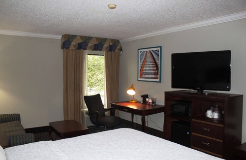 Perry Hotel | Hampton Inn Perry
