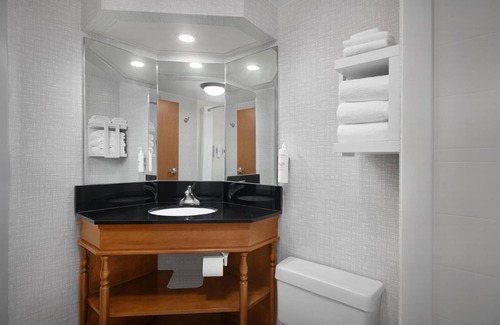 Green Tree Hotel | Hampton Inn Pittsburgh/Greentree