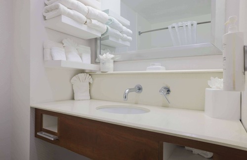 Southwest Raleigh Hotel | Hampton Inn Raleigh Garner