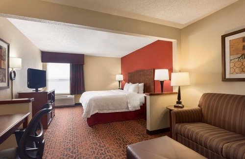 Shawnee Hotel | Hampton Inn Shawnee