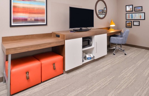 Statesville Hotel | Hampton Inn Statesville