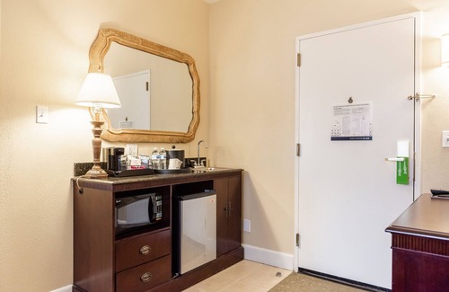 Central City Hotel | Hampton Inn & Suites Birmingham-Downtown-Tutwiler