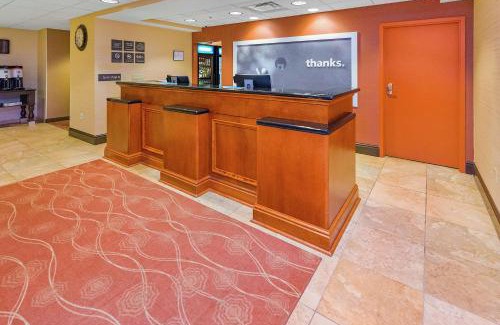 Blairsville Hotel | Hampton Inn & Suites Blairsville
