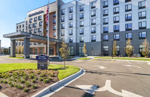 Illinois Medical District Hotel | Hampton Inn & Suites Chicago Medical District Uic