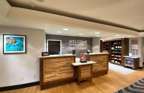 Clearwater Hotel | Hampton Inn & Suites Clearwater St Petersburg Ulmerton Road FL