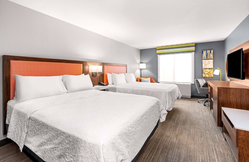 Fairbanks Hotel | Hampton Inn & Suites Fairbanks