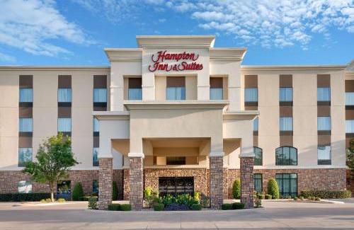 Burleson Hotel | Hampton Inn & Suites Ft Worth-Burleson