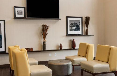 Lavonia Hotel | Hampton Inn & Suites - Lavonia, GA