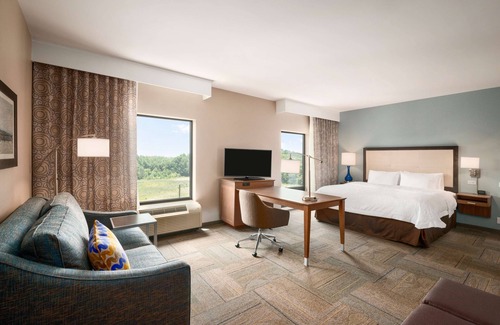 Lavonia Hotel | Hampton Inn & Suites Lavonia