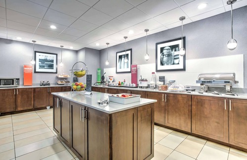 Macon Hotel | Hampton Inn & Suites Macon I-475