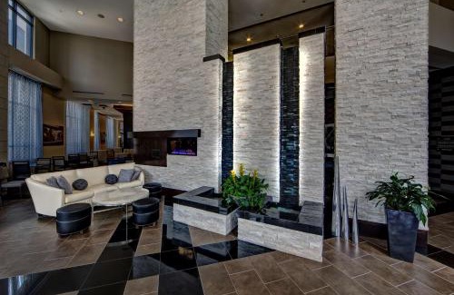 Sobro Hotel | Hampton Inn & Suites Nashville-Downtown