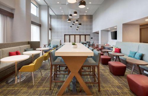 Richmond Hotel | Hampton Inn & Suites Richmond Short Pump, Va